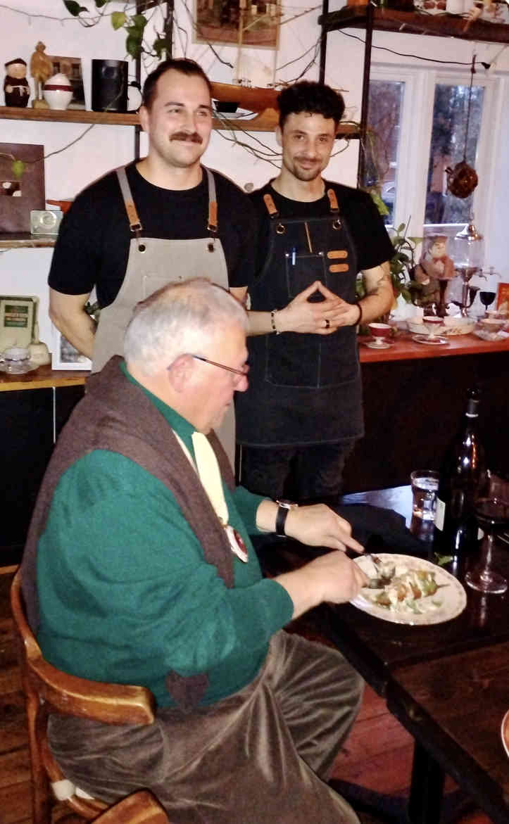 Les chefs assistent à la dégustation